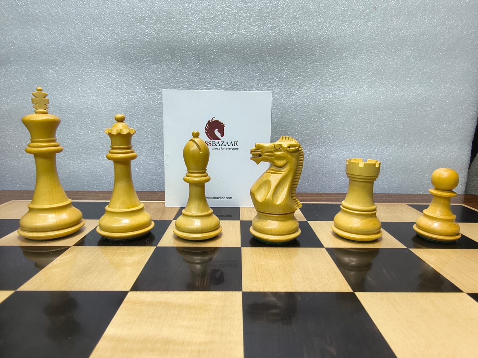 Ajedrez Staunton 4" en Rosewood y Boxwood | ChessBazaar | Ajedrez Alta Gama