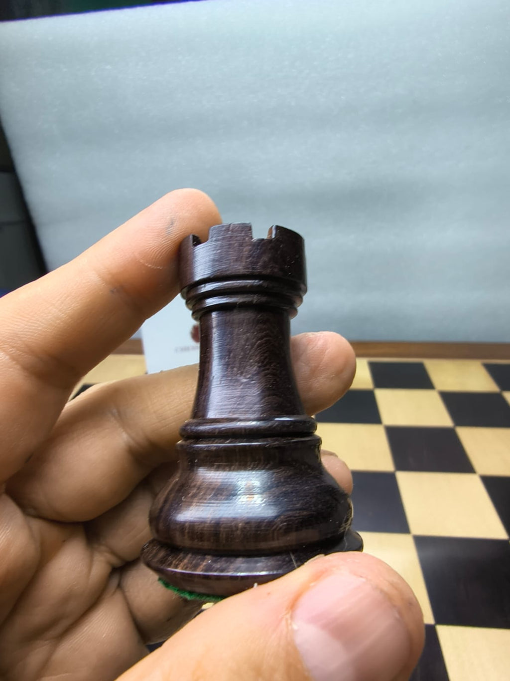 Ajedrez Staunton 4" en Rosewood y Boxwood | ChessBazaar | Ajedrez Alta Gama