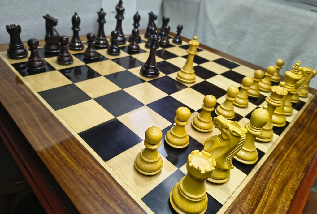 Ajedrez Staunton 4" en Rosewood y Boxwood | ChessBazaar | Ajedrez Alta Gama