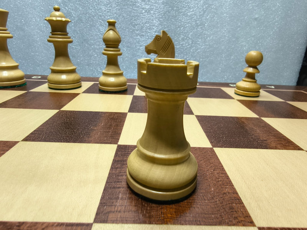 Piezas de Ajedrez Staunton Estilo Alemán 3.75" Boxwood y Ebonizado, Usado
