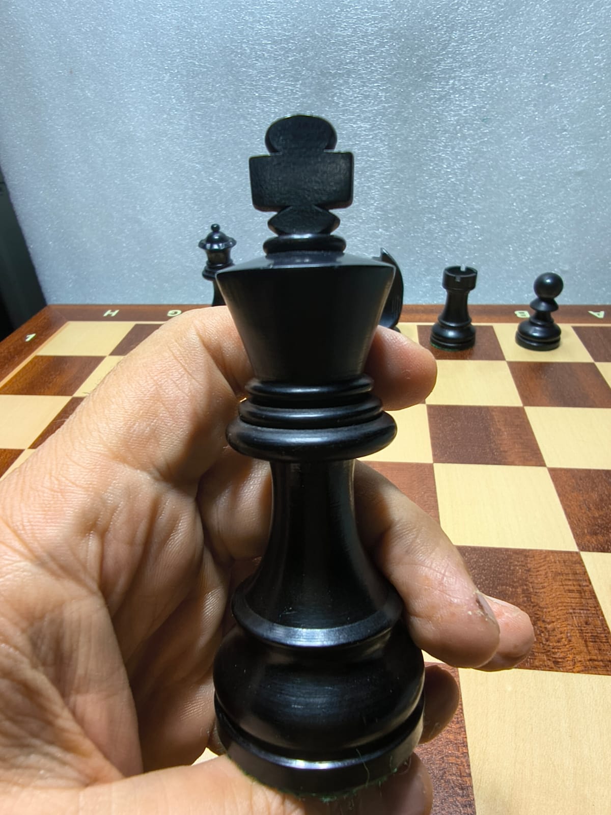 Piezas de Ajedrez Staunton Estilo Alemán 3.75" Boxwood y Ebonizado, Usado