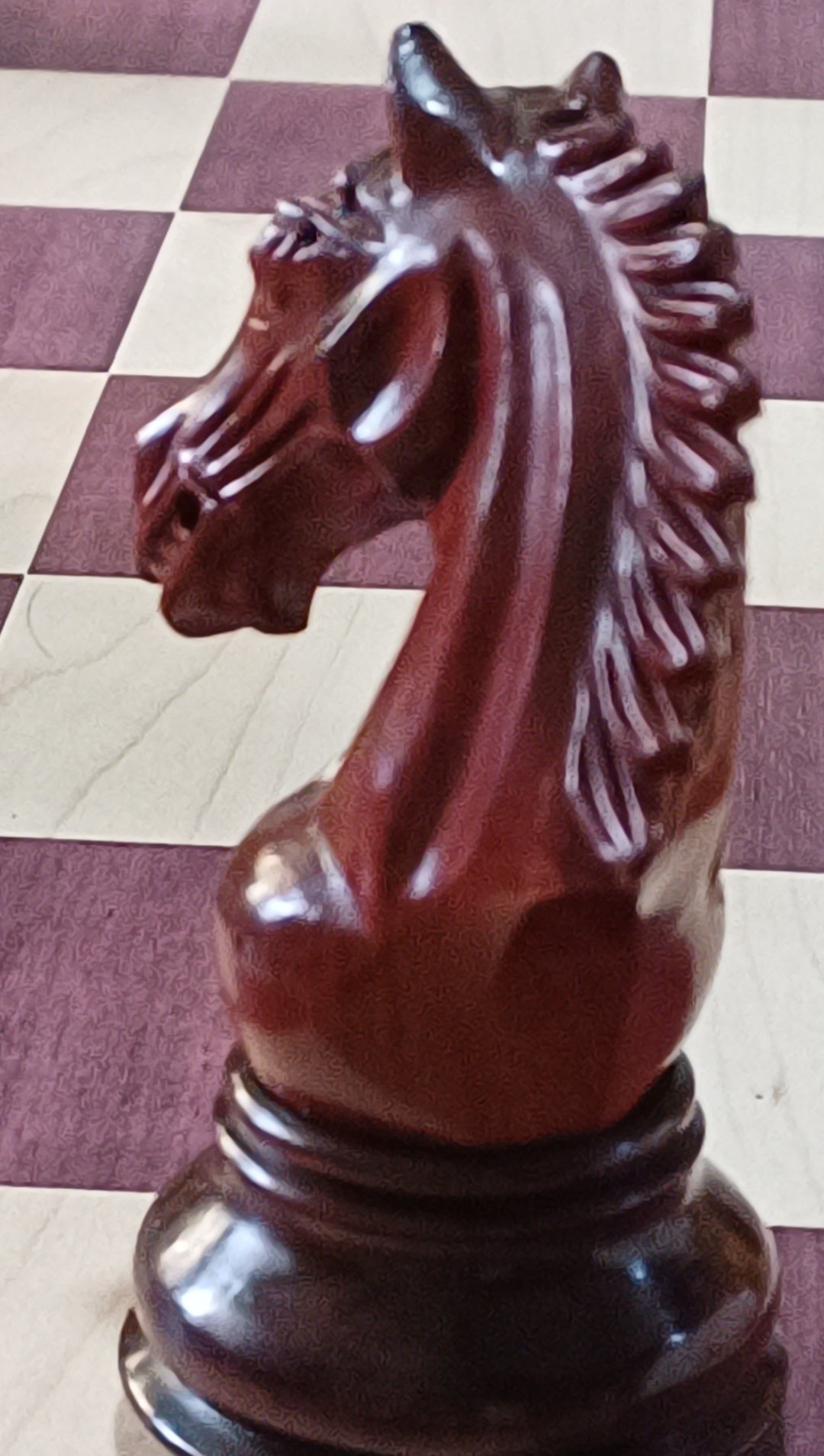 Ajedrez de Lujo Tilted Knight 4.5" | Rosewood (Padauk Africano) y Boj | Royal Chess Mall | Impecable!